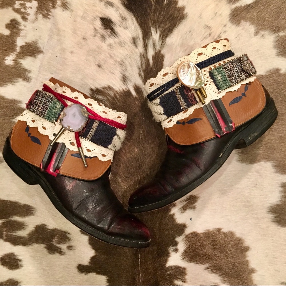 Handcrafted Lucchese Boho Belt Booties Size 9 - image 1